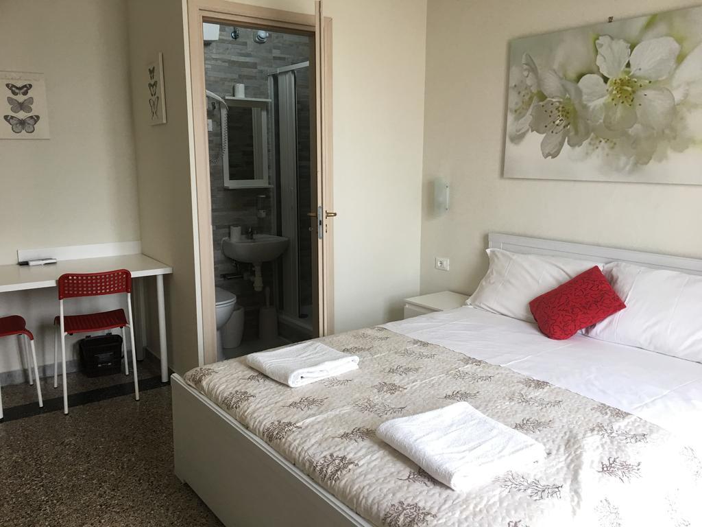 Aliante Turist House Pisa Bagian luar foto