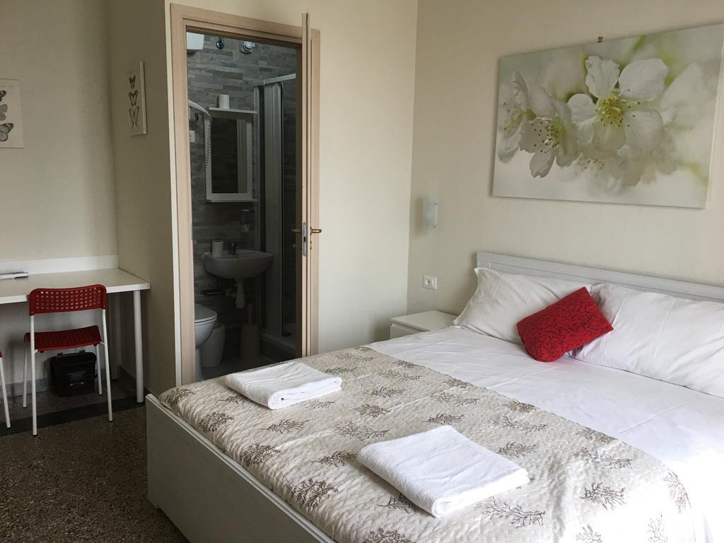 Aliante Turist House Pisa Bagian luar foto