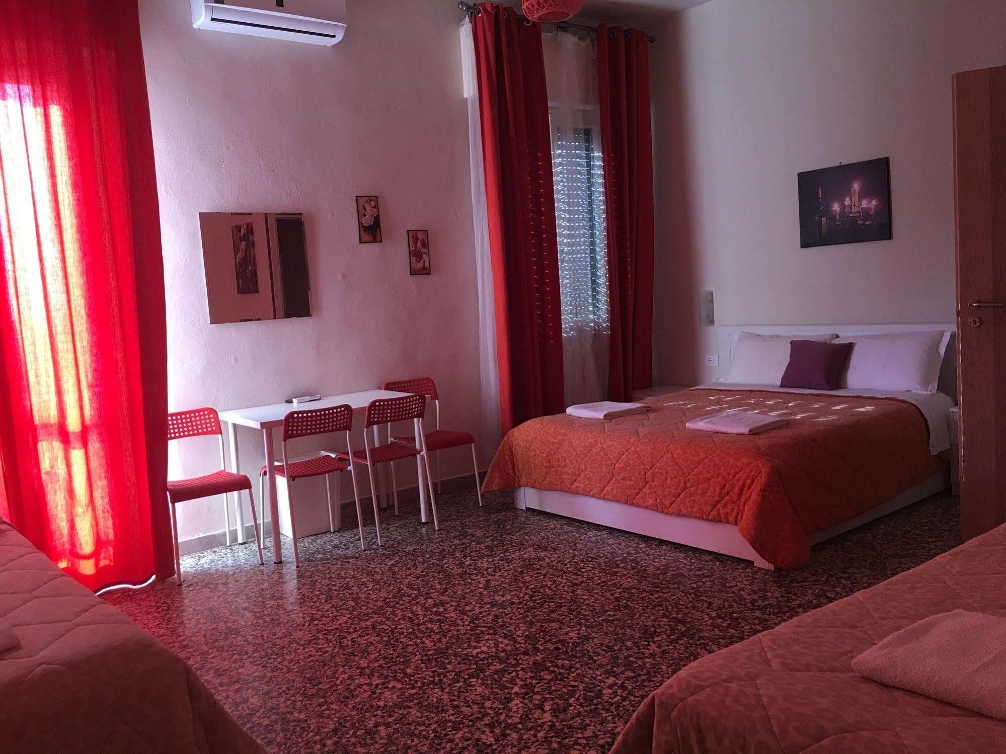 Aliante Turist House Pisa Bagian luar foto